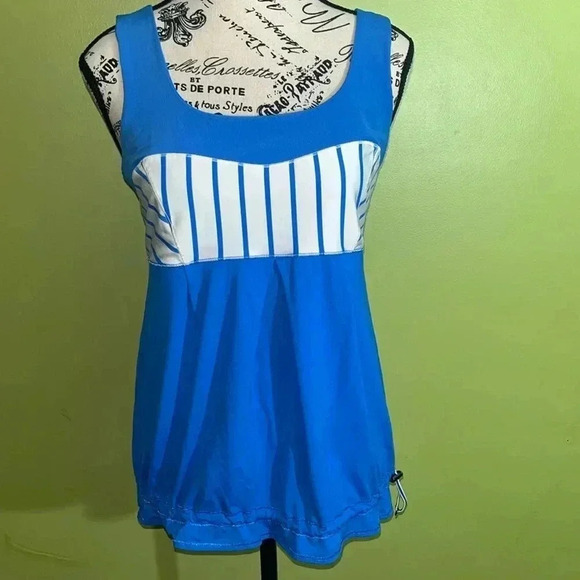 lululemon athletica Tops - NWOT Lululemon Blue Tank Top Size 8